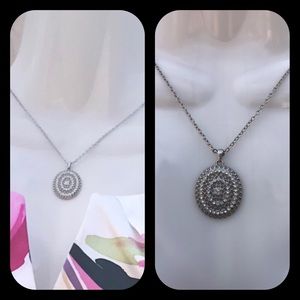 A Simple Statement Necklace